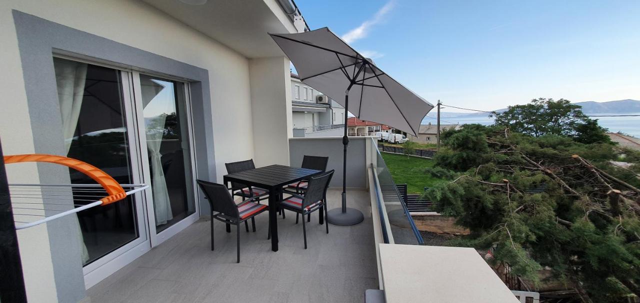 Apartmani Naomi&Leo Senj  Exterior photo